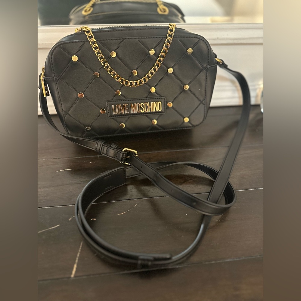 LOVE MOSCHINO Borsa Nero Faux Leather Crossbody Bag Studded Adjustable EUC